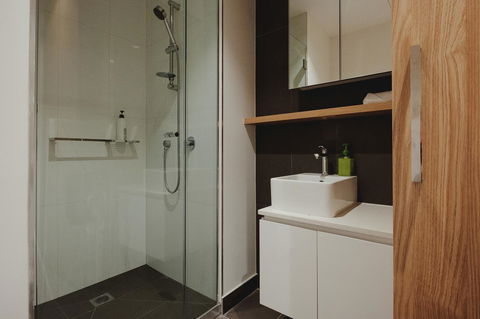 Mono Apartments On La Trobe Street - Australia Accommodation 4