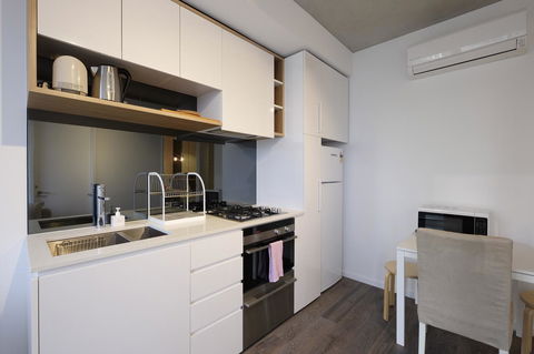 Mono Apartments On La Trobe Street - Australia Accommodation 18
