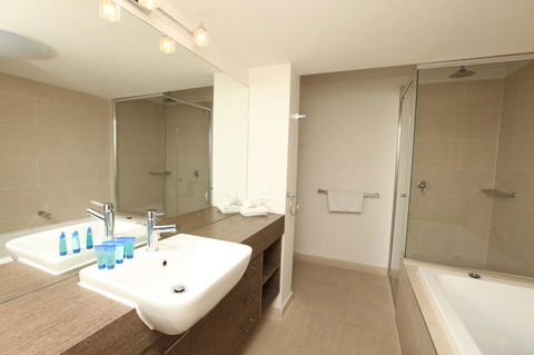 7 Falls Apartments - Australia Accommodation 1
