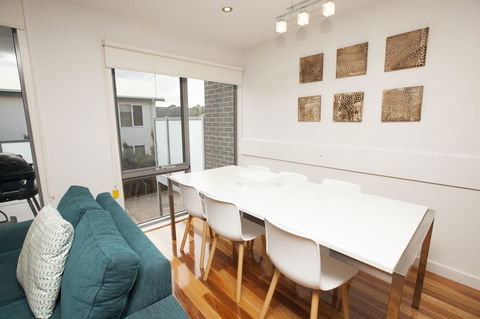 7 Falls Apartments - Australia Accommodation 8