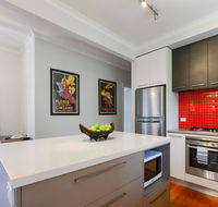 Boutique Stays Sandyside- Sandringham Villa Units - Australia Accommodation