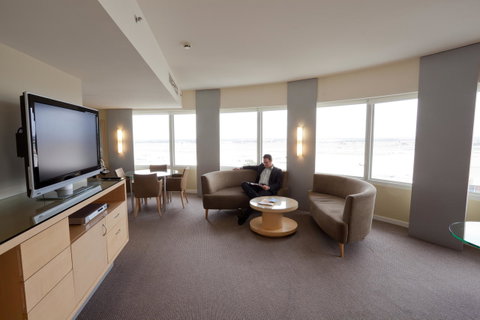 PARKROYAL Melbourne Airport - Australia Accommodation 27