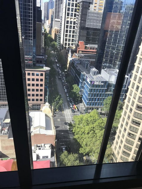 Winston Apartments - Australia Accommodation 24