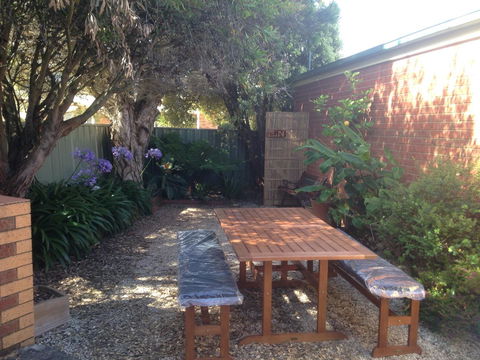 Beachcomber Motel & Apartments - Australia Accommodation 23
