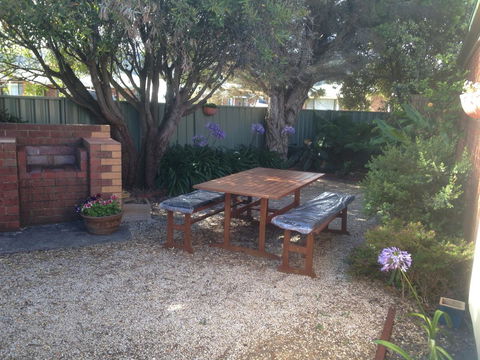 Beachcomber Motel & Apartments - Australia Accommodation 16