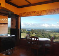A Cottage with a View at Tudor Ridge - Australia Accommodation