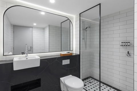 The Savoy Hotel On Little Collins Melbourne - Australia Accommodation 17