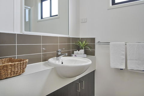 Amaroo Park - Australia Accommodation 20