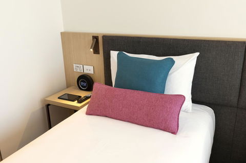 Ibis Melbourne Central - Australia Accommodation 9