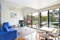 Anchorage Motel  Villas Lorne