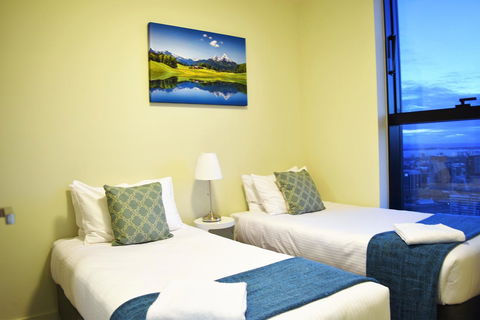 Melbourne SkyHigh Apartments - Australia Accommodation 25