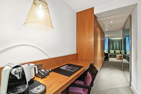 The Royce - Australia Accommodation 39