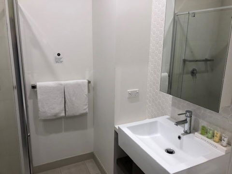 Whitehorse Apartments Hotel - Australia Accommodation 3