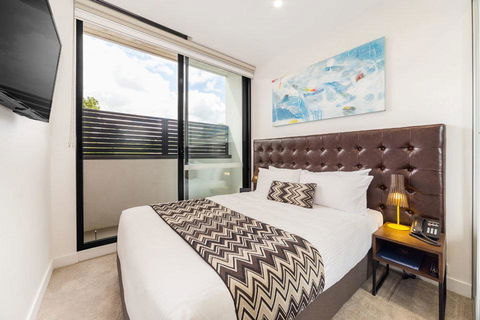 Whitehorse Apartments Hotel - Australia Accommodation 2
