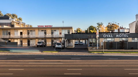 Bendigo Oval Motel - Australia Accommodation 25