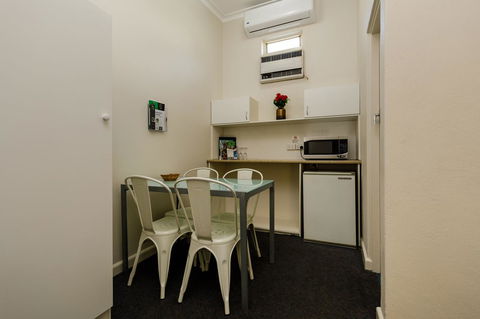 Bendigo Oval Motel - Australia Accommodation 6