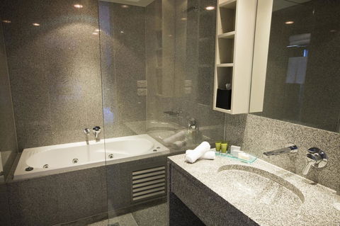 Mantra Melbourne Airport - Australia Accommodation 21