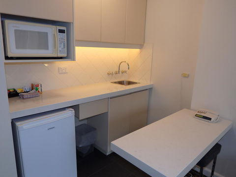 City Limits Hotel Apartments - Australia Accommodation 19