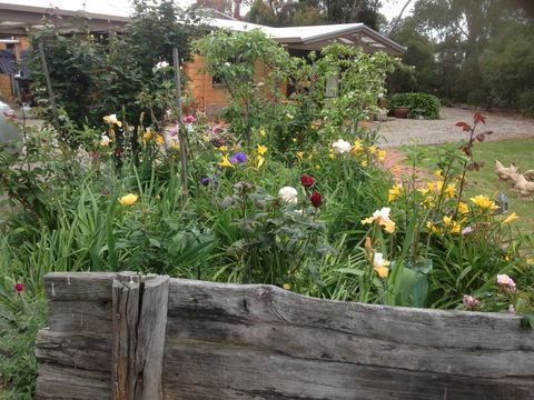 Mud Hollow Barn - Australia Accommodation 12
