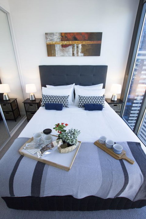 Carlson View Serviced Apartments - Australia Accommodation 1