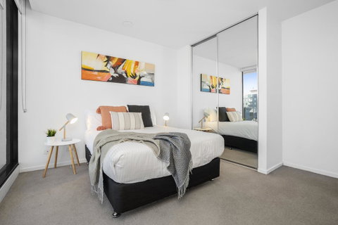 Complete Host Tiara Apartments - Australia Accommodation 13