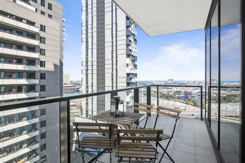 Complete Host Tiara Apartments - Australia Accommodation 11