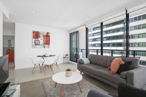 Complete Host Tiara Apartments - Australia Accommodation 18