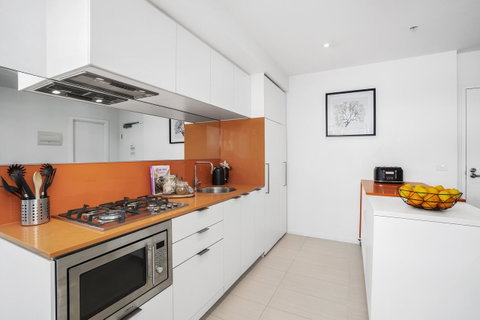 Complete Host Tiara Apartments - Australia Accommodation 15