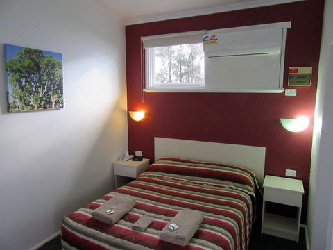 The Highlander Motel - 24HR Check In - Australia Accommodation 10