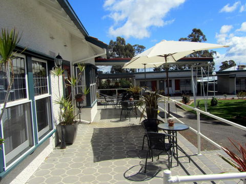 The Highlander Motel - 24HR Check In - Australia Accommodation 42
