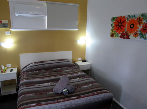 The Highlander Motel - 24HR Check In - Australia Accommodation 14