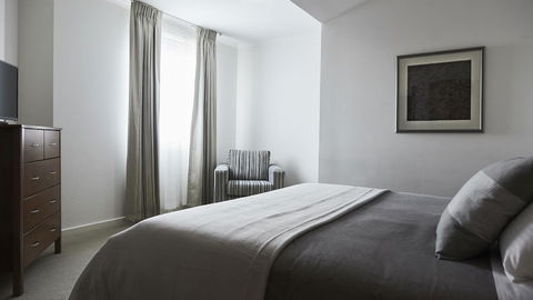 Plough Hotel - Australia Accommodation 2