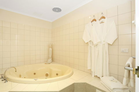 Quality Inn & Suites The Menzies - Australia Accommodation 35