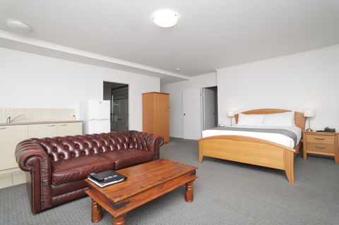 Quality Inn & Suites The Menzies - Australia Accommodation 8