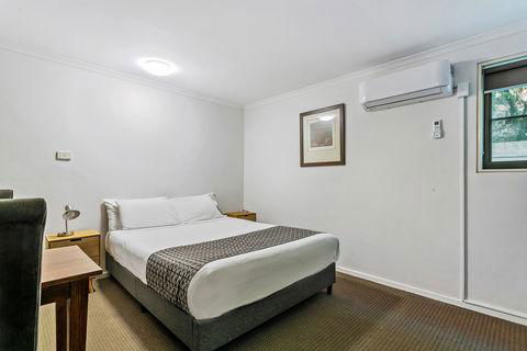 Quality Inn & Suites The Menzies - Australia Accommodation 3