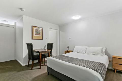 Quality Inn & Suites The Menzies - Australia Accommodation 2