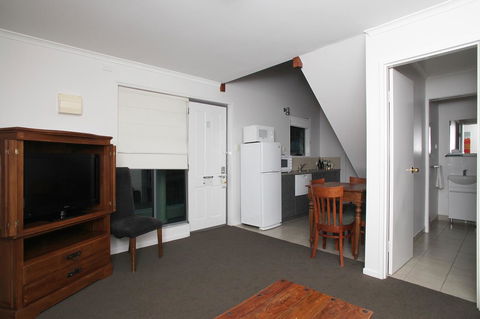 Quality Inn & Suites The Menzies - Australia Accommodation 26