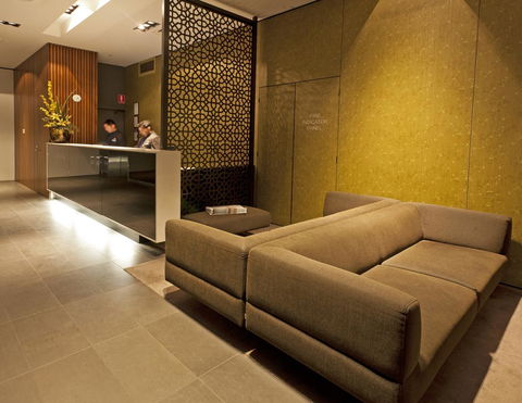 Causeway 353 Hotel - Australia Accommodation 13