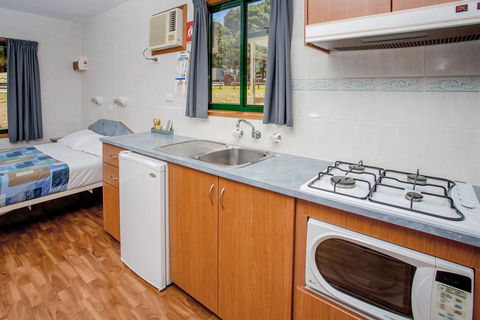 BIG4 Castlemaine Gardens - Australia Accommodation 16