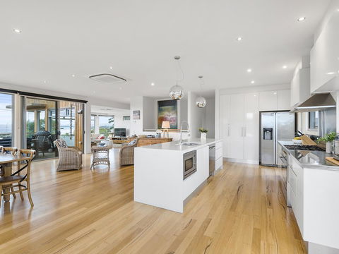 Aireys Ocean View - Australia Accommodation 1