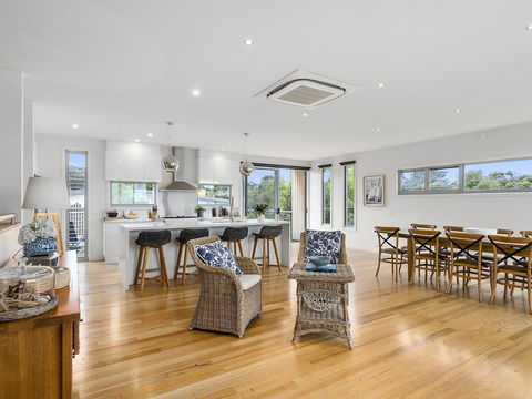 Aireys Ocean View - Australia Accommodation 5