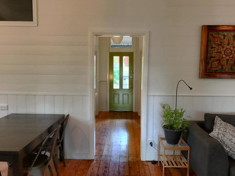 Cinta Cottage - Australia Accommodation 9