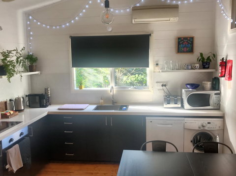 Cinta Cottage - Australia Accommodation 4