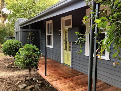 Cinta Cottage - Australia Accommodation 1