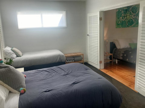 Cinta Cottage - Australia Accommodation 11