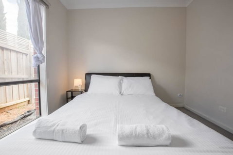 Holiday Rose - Australia Accommodation 5