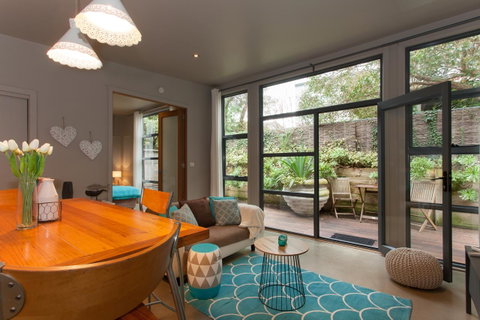 The Love Shack - Romantic Bungalow - Australia Accommodation 0