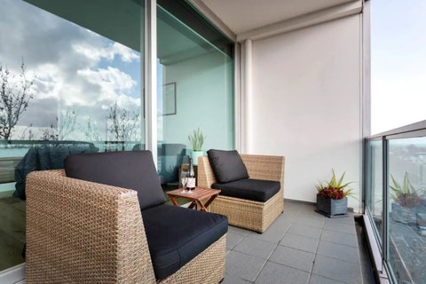 BestView St Kilda Spectacular Sunset Hideaway - Boutique Self-contained Luxury Apartment - Australia Accommodation 9
