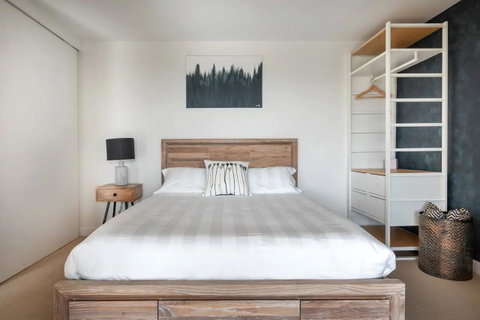 BestView St Kilda Spectacular Sunset Hideaway - Boutique Self-contained Luxury Apartment - Australia Accommodation 13