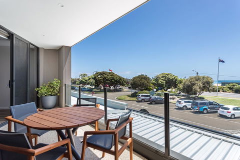 Blairgowrie Apartment 1 - On The Beach - Australia Accommodation 10